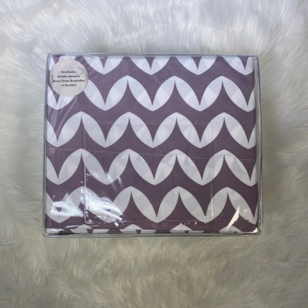 ⭐️SEE NEW LISTING⭐️King 4pc Lavender Wave Bedsheets - Picture 2 of 5